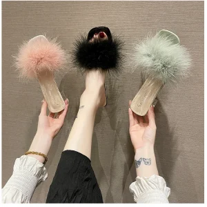 Sandales en peluche