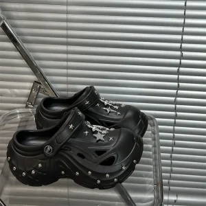 Sandales gothiques punk pour femmes