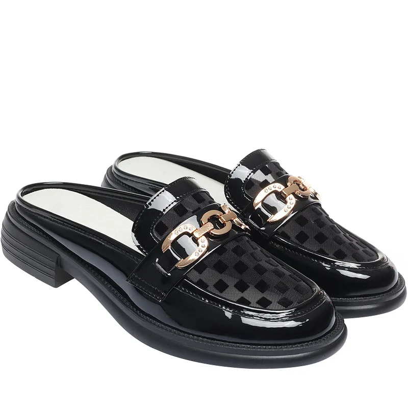 Mules en cuir avec décoration métallique – Image 5