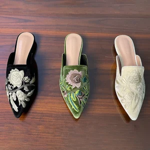 Mules Femme en Velours Brodé